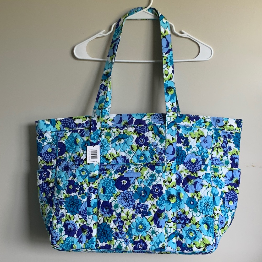 Vera Bradley Blueberry Blooms Get Carried Away Bag